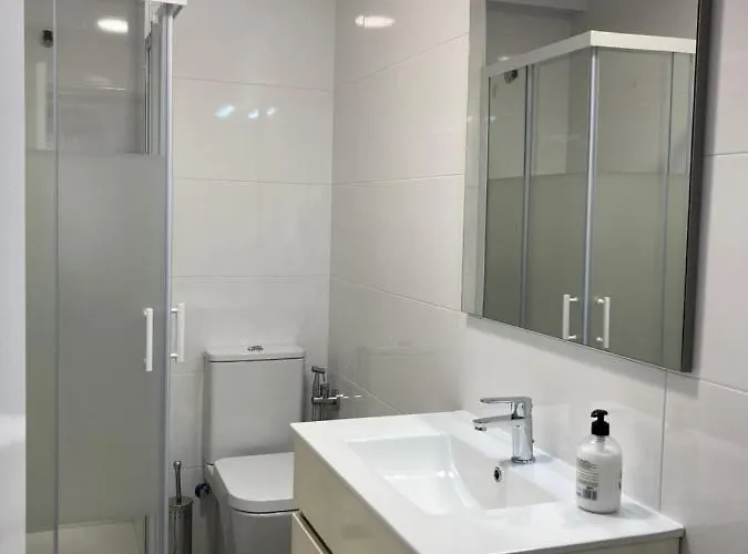 Luminoso Y Acogedor A Un Paso De La Playa Registro Turismo Vut 2467 As * גיחון