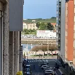 Luminoso Y Acogedor A Un Paso De La Playa Registro Turismo Vut 2467 As דירה