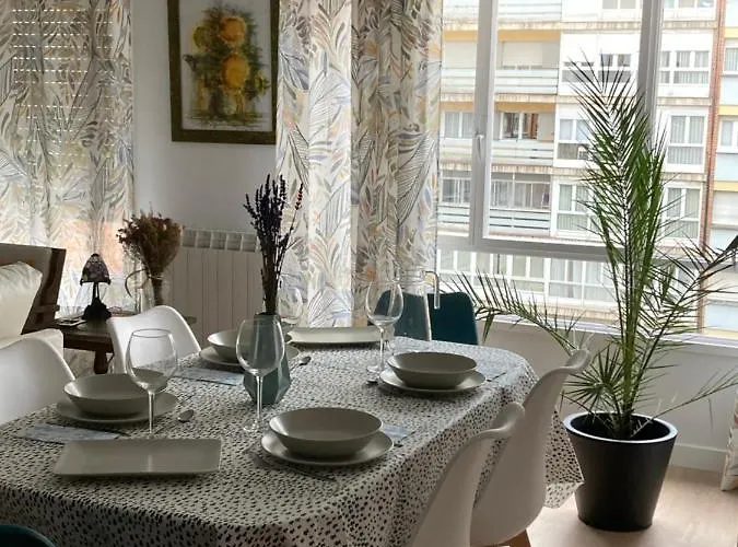 Luminoso Y Acogedor A Un Paso De La Playa Registro Turismo Vut 2467 As アパート *